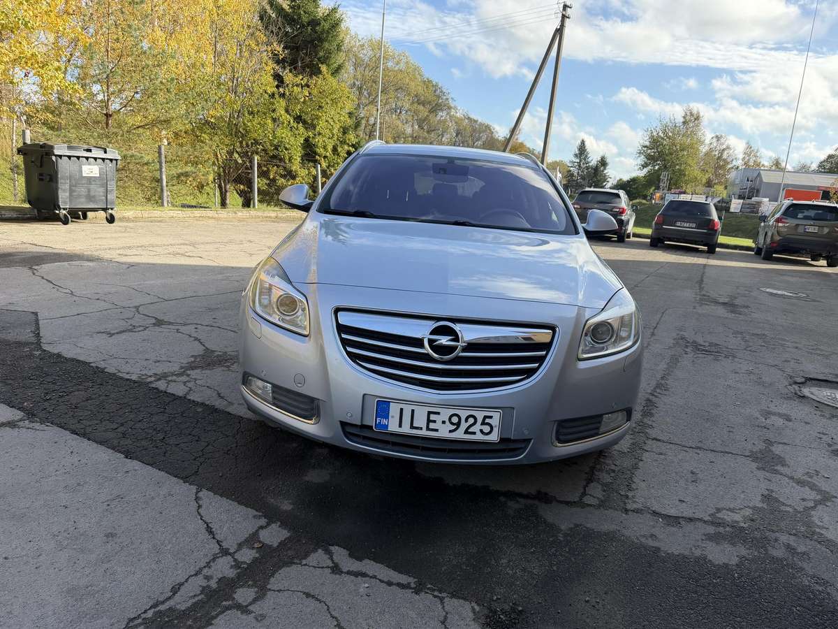 Opel Insignia, 2.0 l., Универсал
