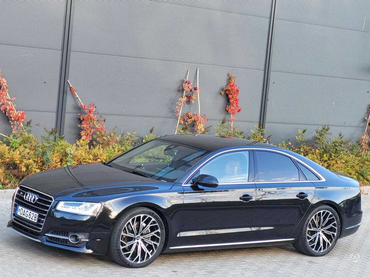 Audi A8, 3.0 l., sedanas