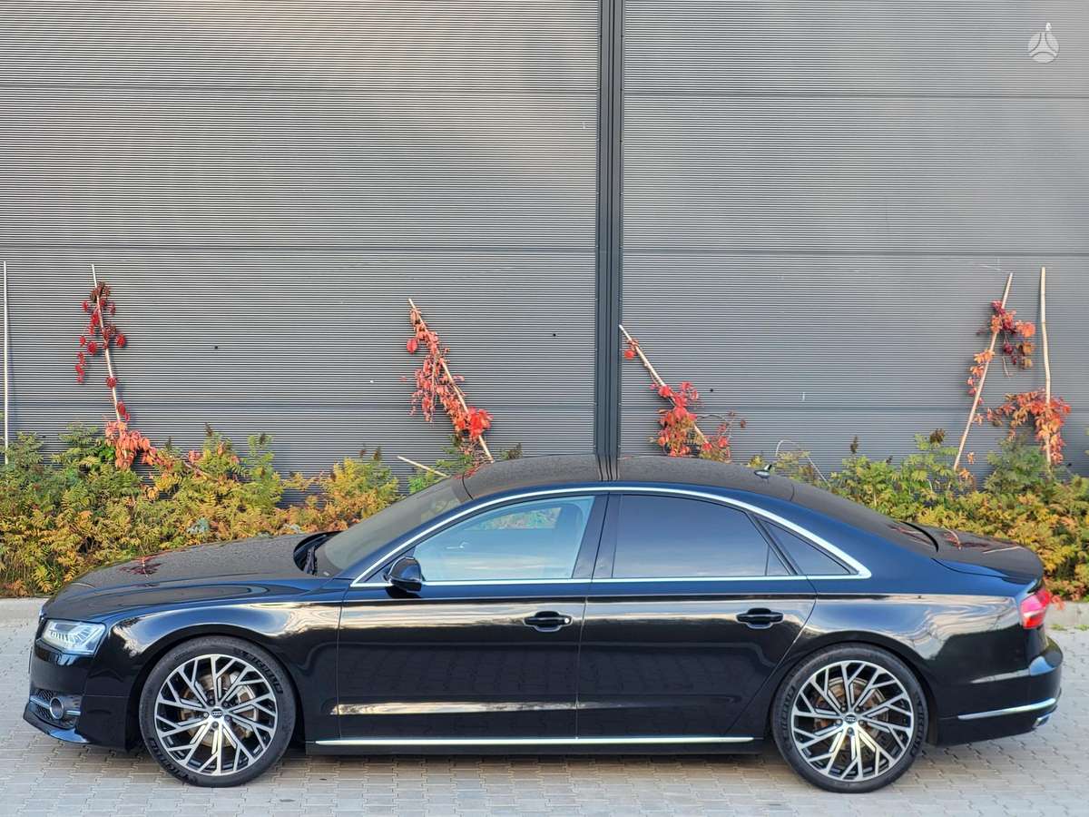 Audi A8, 3.0 l., sedanas