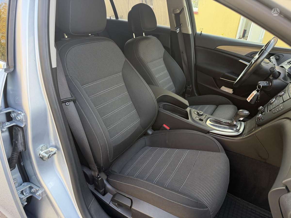 Opel Insignia, 2.0 l., Универсал