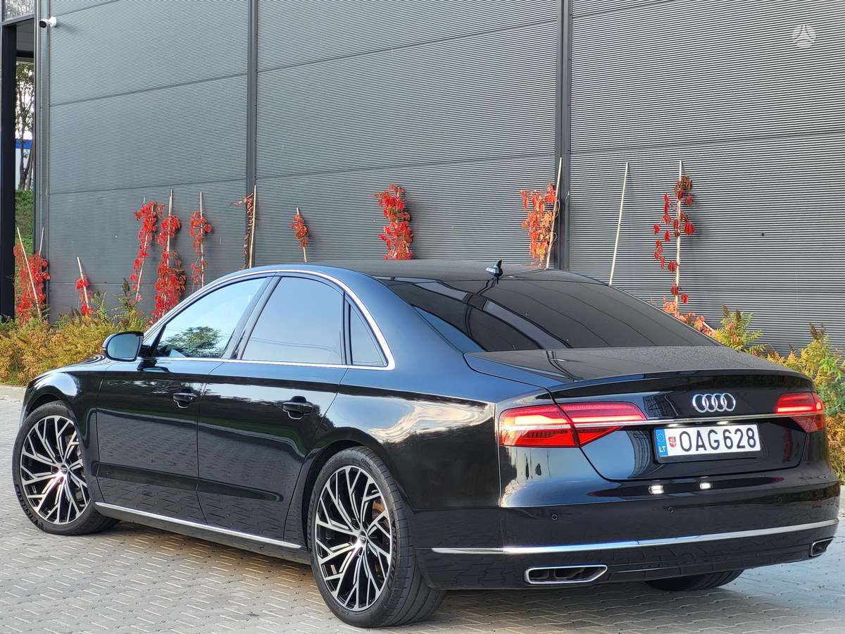 Audi A8, 3.0 l., sedanas