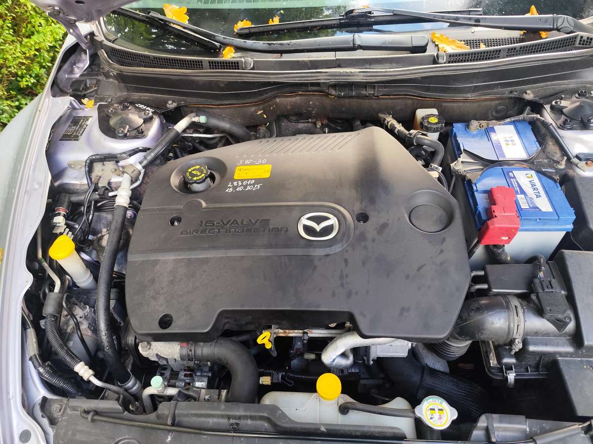 Mazda 6, 2.0 l., Хэтчбек