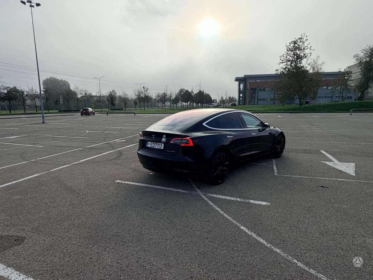 Tesla Model 3, 75 kWh, sedanas