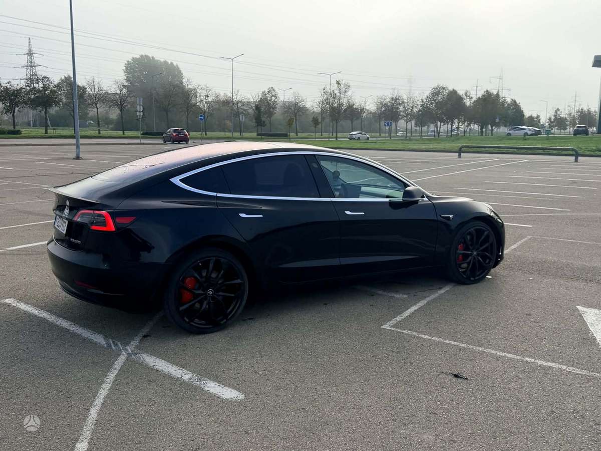 Tesla Model 3, 75 кВт·ч, Седан