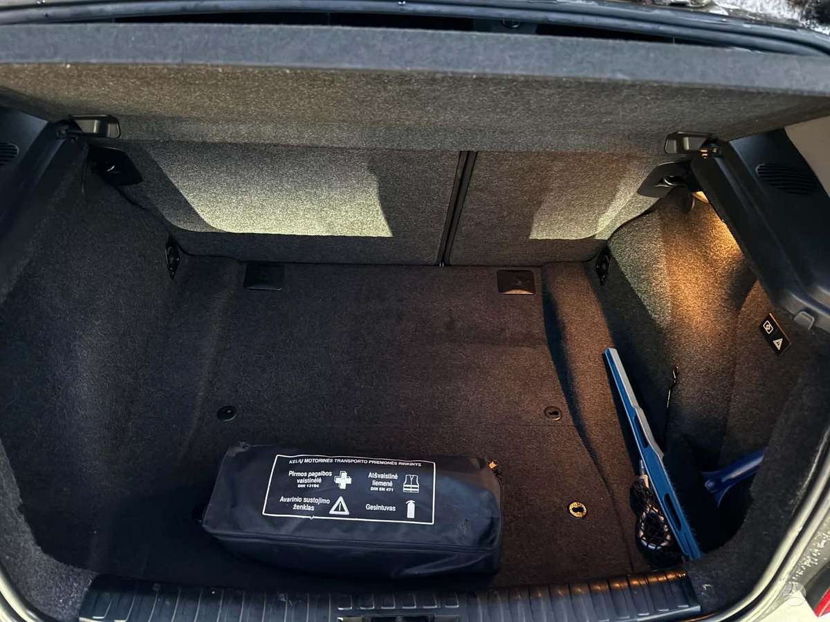 BMW 118, 2.0 l., Хэтчбек