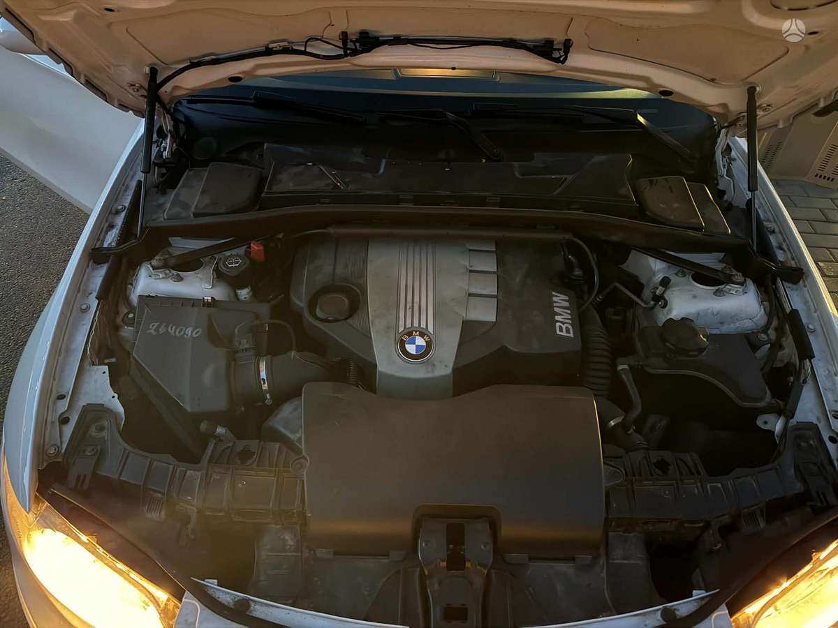 BMW 118, 2.0 l., Хэтчбек