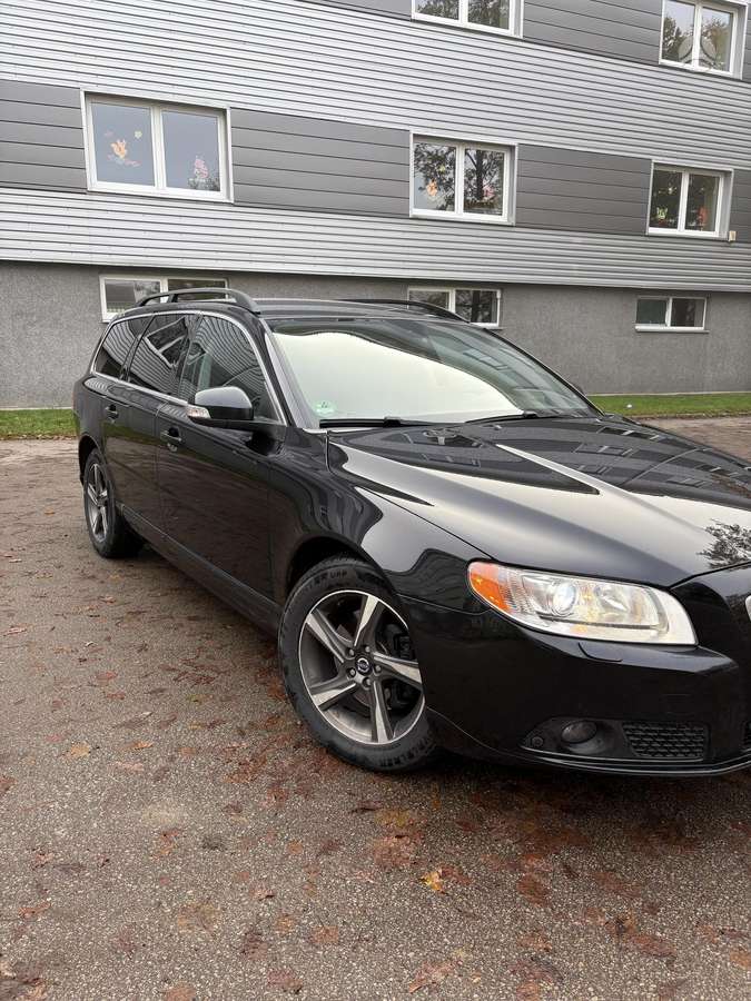 Volvo V70, 2.0 l., Универсал
