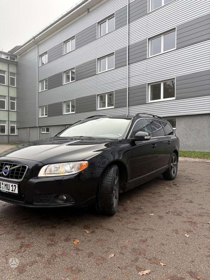 Volvo V70, 2.0 l., Универсал