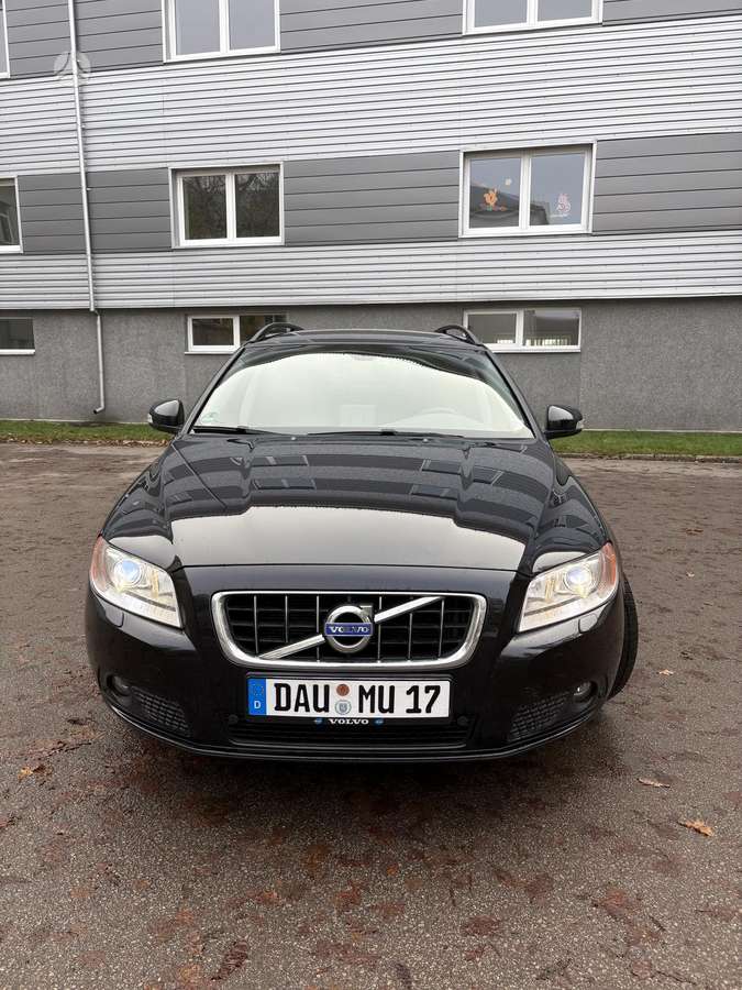 Volvo V70, 2.0 l., Универсал