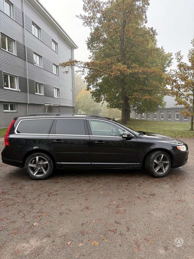 Volvo V70, 2.0 l., Универсал