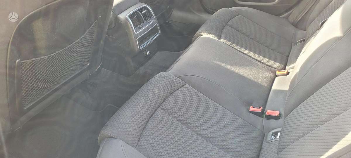 Audi A6, 2.0 l., universalas