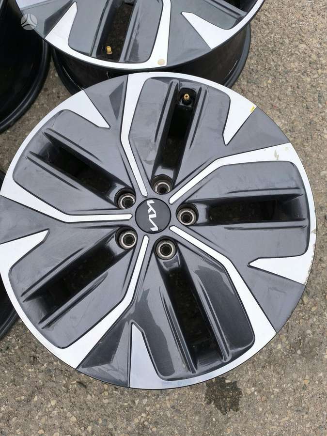 KIA EV6, light alloy, R19