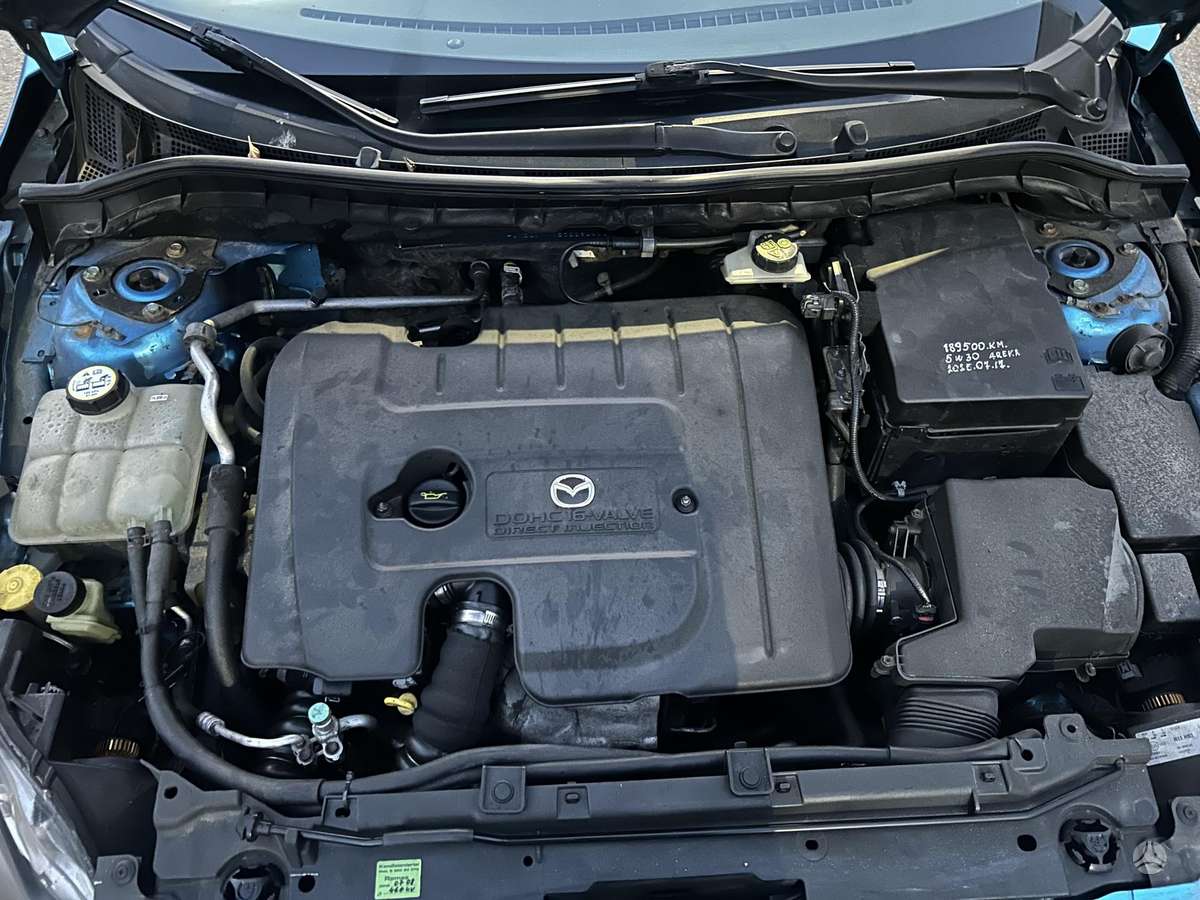 Mazda 3, 1.6 l., hatchback