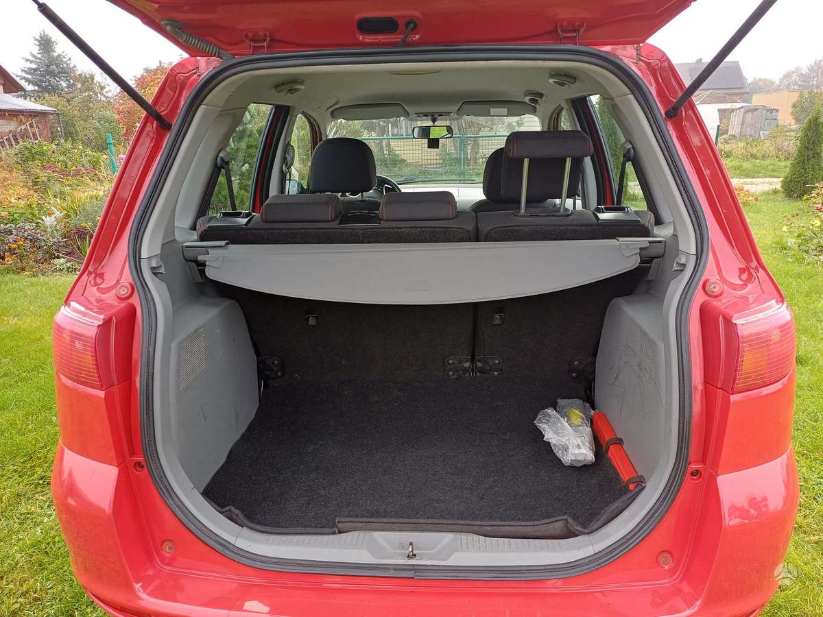 Mazda 2, 1.4 l., hatchback