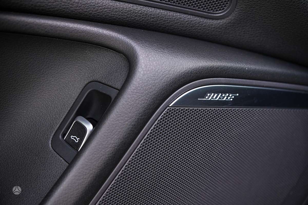 Audi A6, 2.0 l., Седан