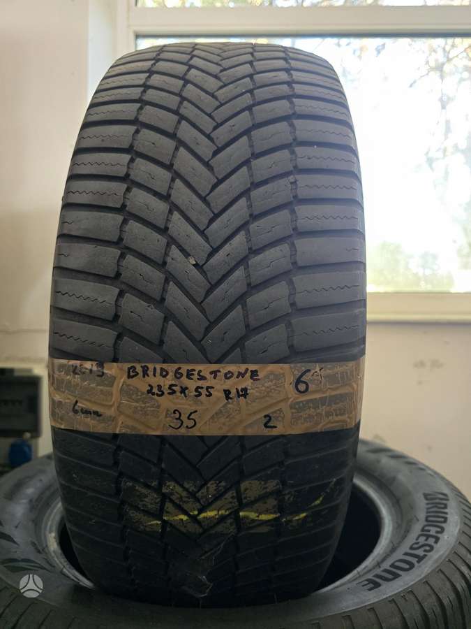 Bridgestone, зимние 235/55 R17