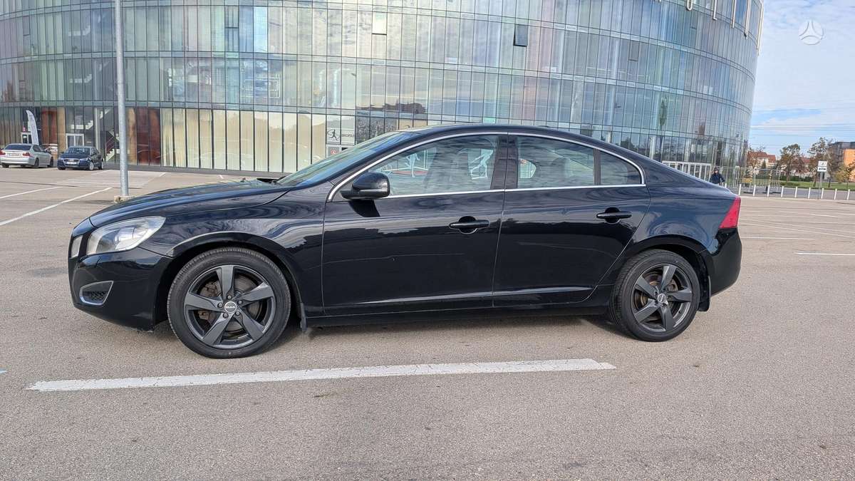 Volvo S60, 2.0 l., sedanas