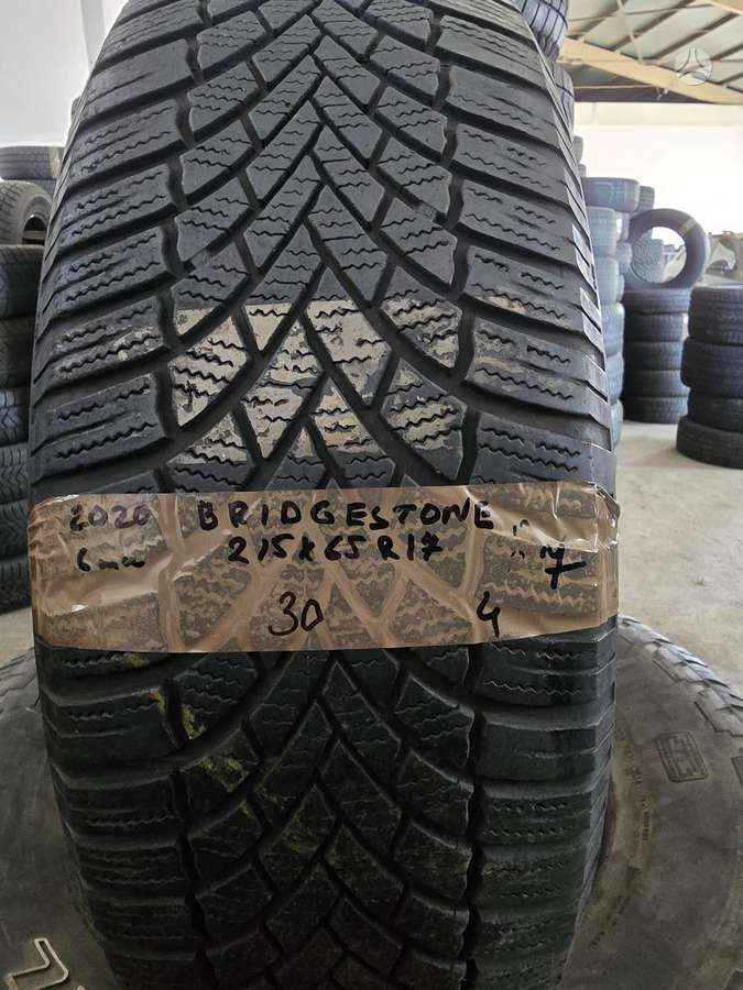 Bridgestone, žieminės 215/65 R17