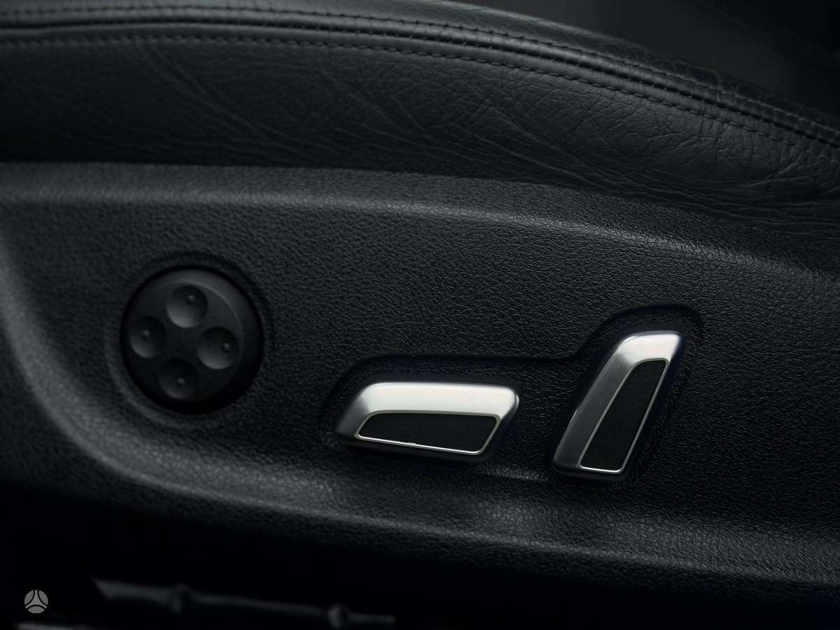 Audi A6, 2.0 l., Седан