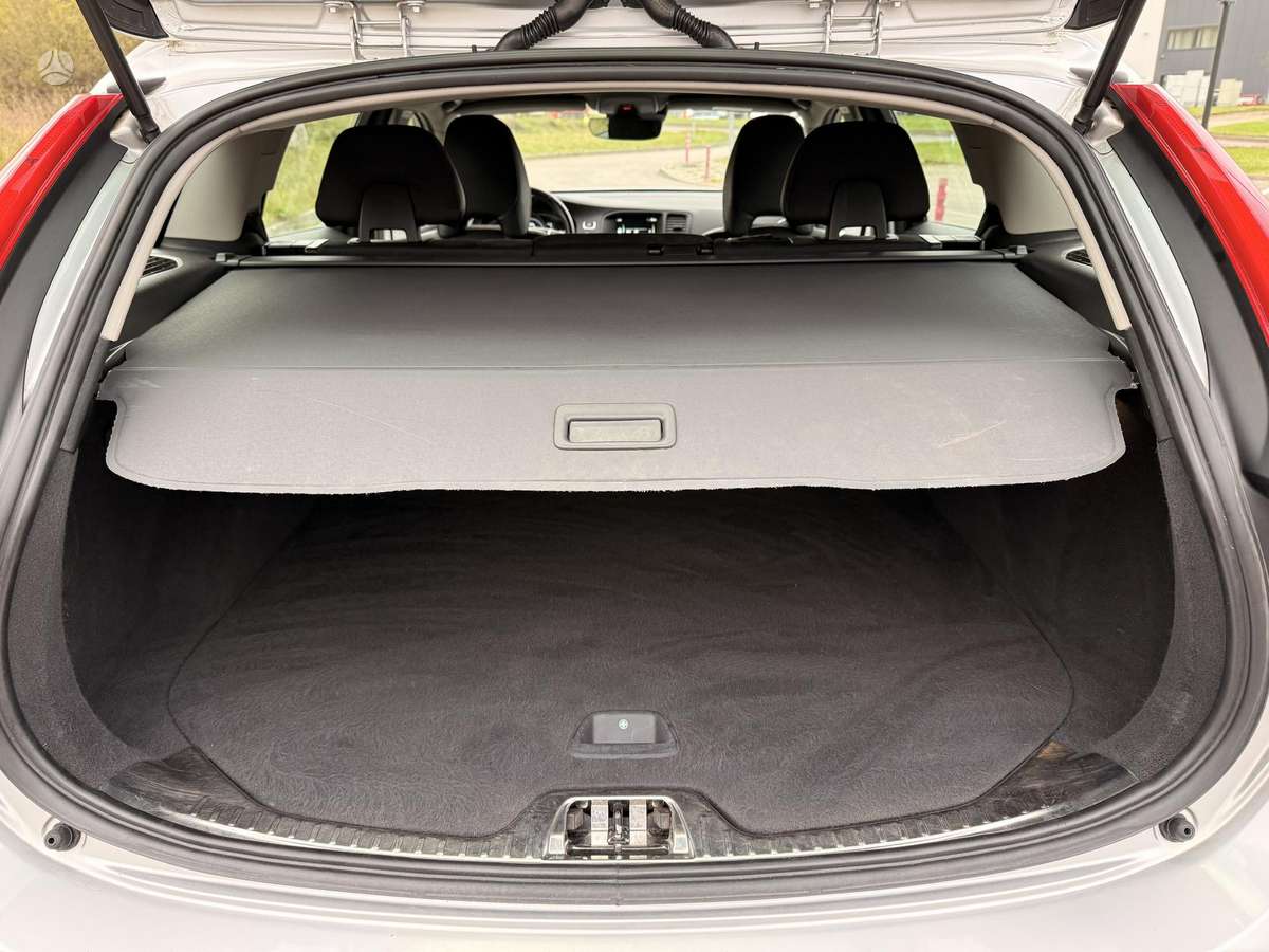 Volvo V60, 2.0 l., Универсал