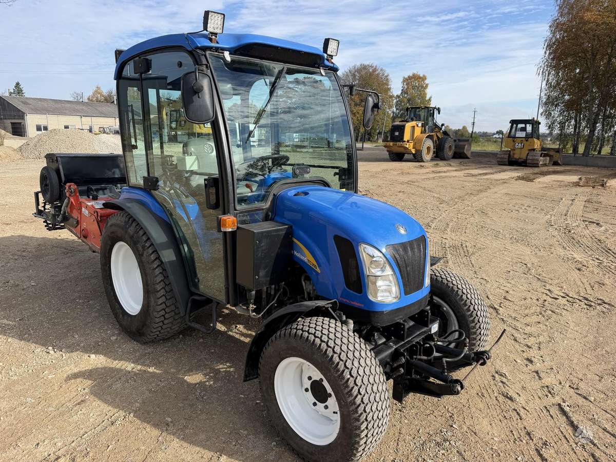 New Holland TC35DA, садовая техника