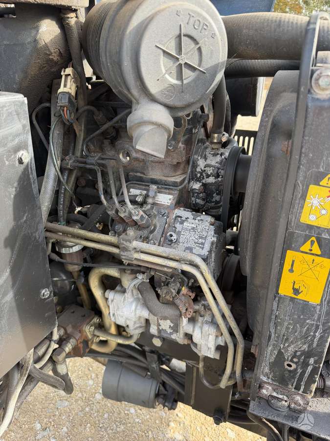 New Holland TC35DA, садовая техника