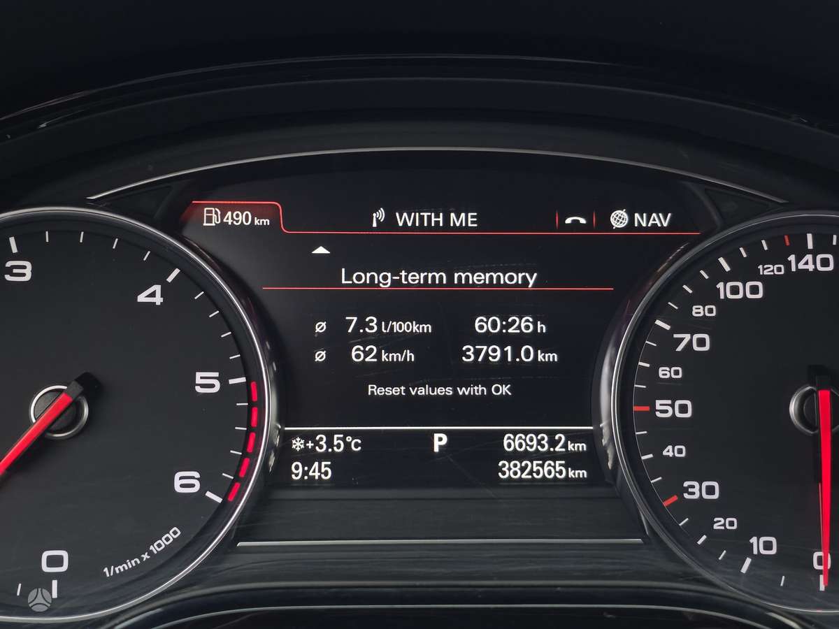 Audi A8, 3.0 l., Седан
