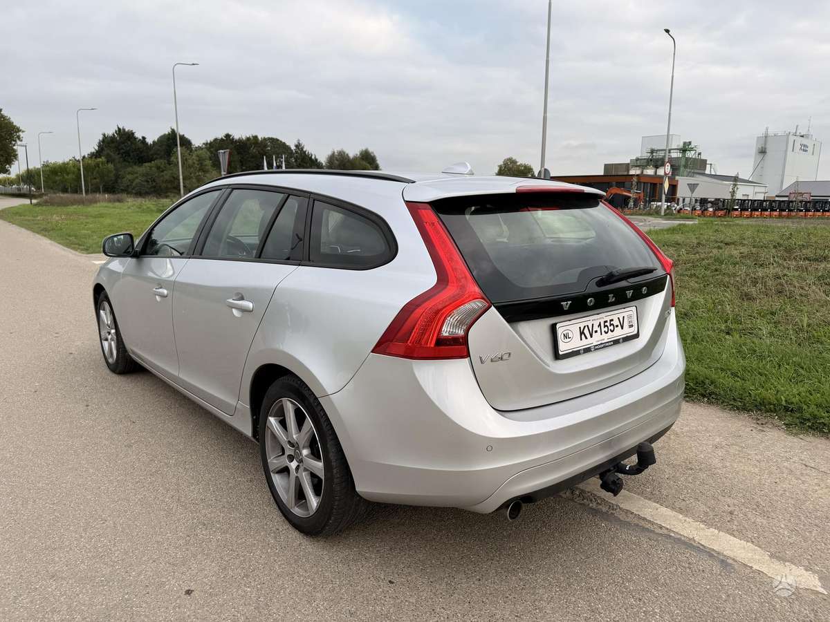 Volvo V60, 2.0 l., Универсал