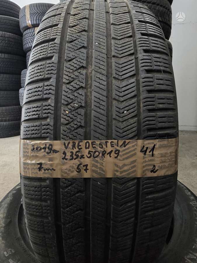 Vredestein, зимние 235/50 R19