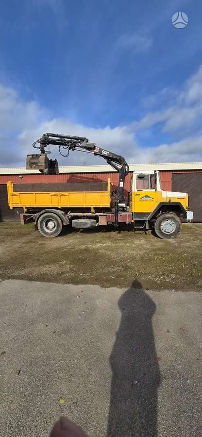 Iveco 160-17, самосвалы с краном