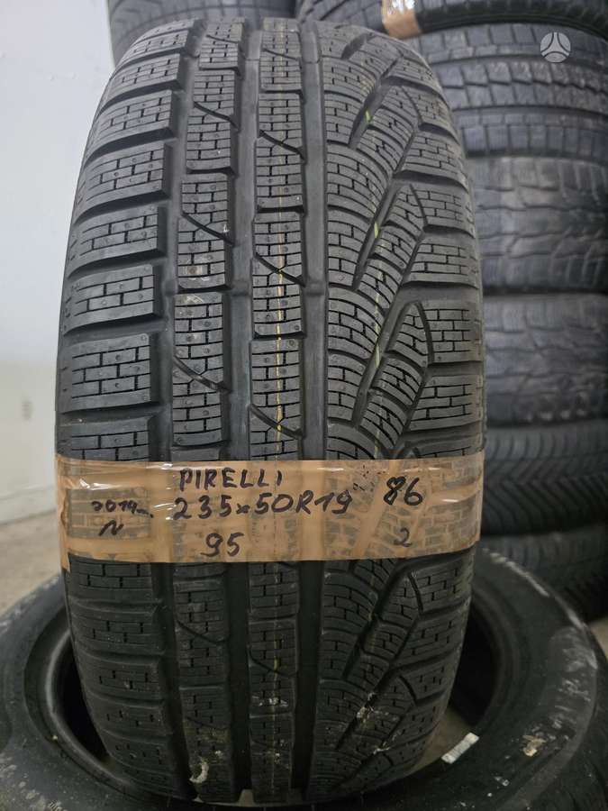 Pirelli, зимние 235/50 R19