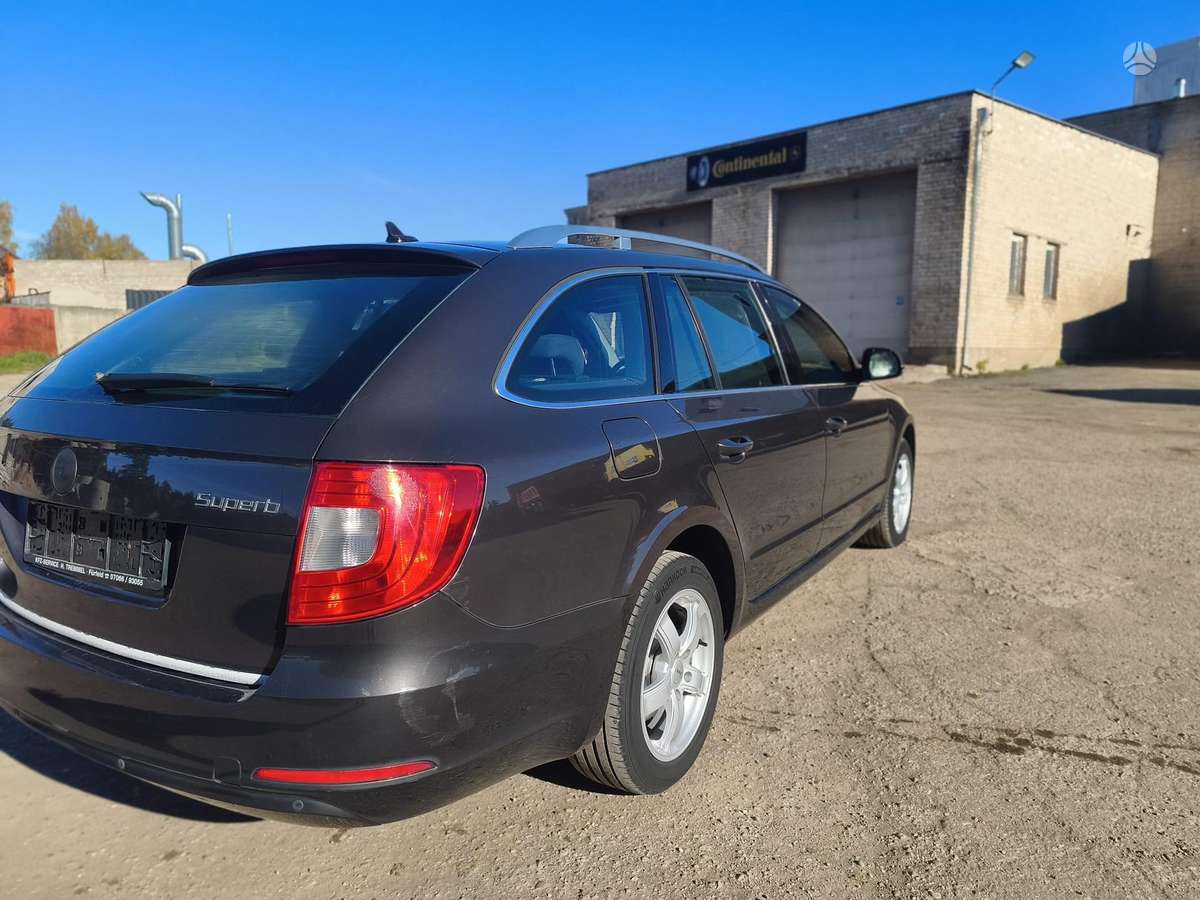 Skoda Superb, 2.0 l., Универсал