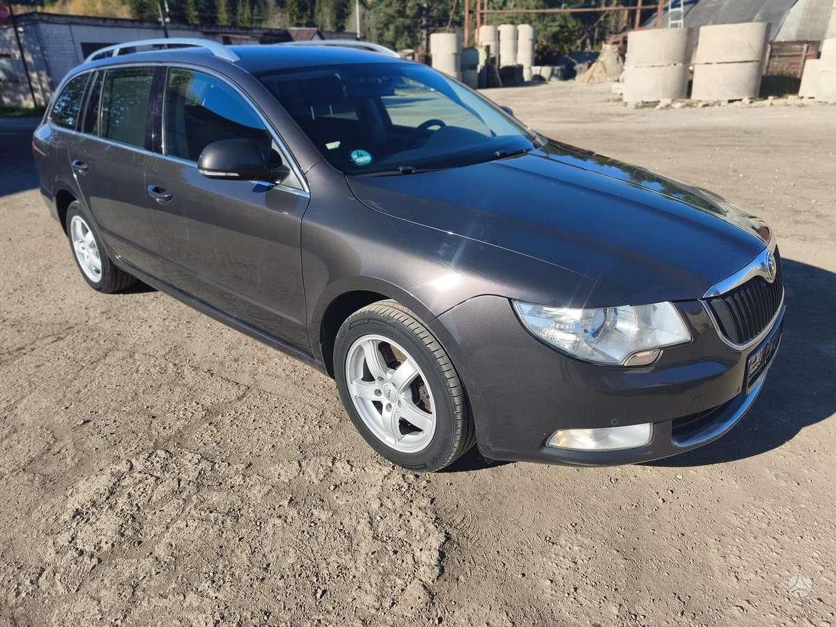 Skoda Superb, 2.0 l., Универсал