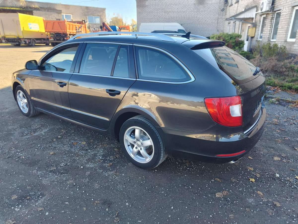 Skoda Superb, 2.0 l., Универсал