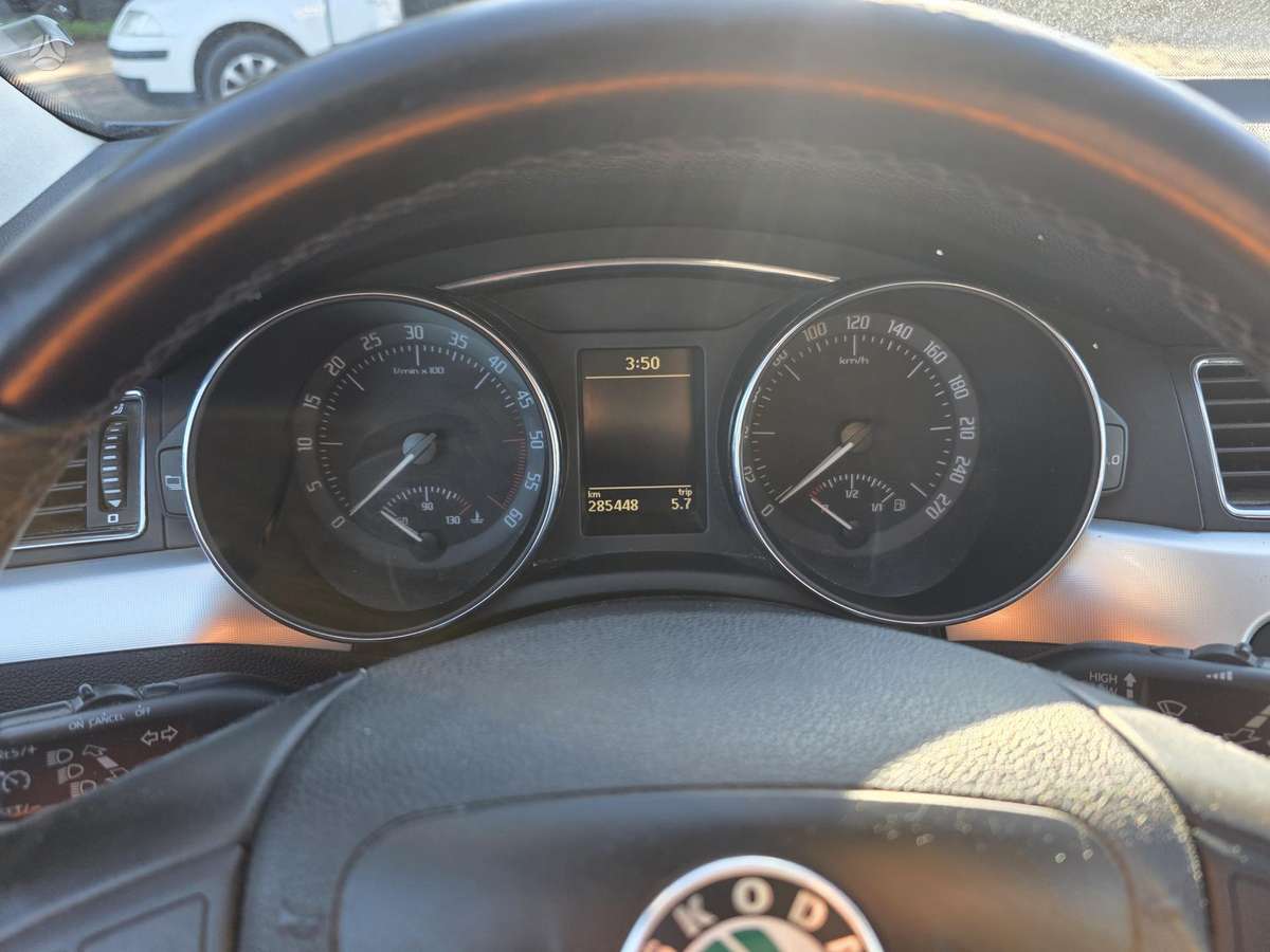 Skoda Superb, 2.0 l., Универсал