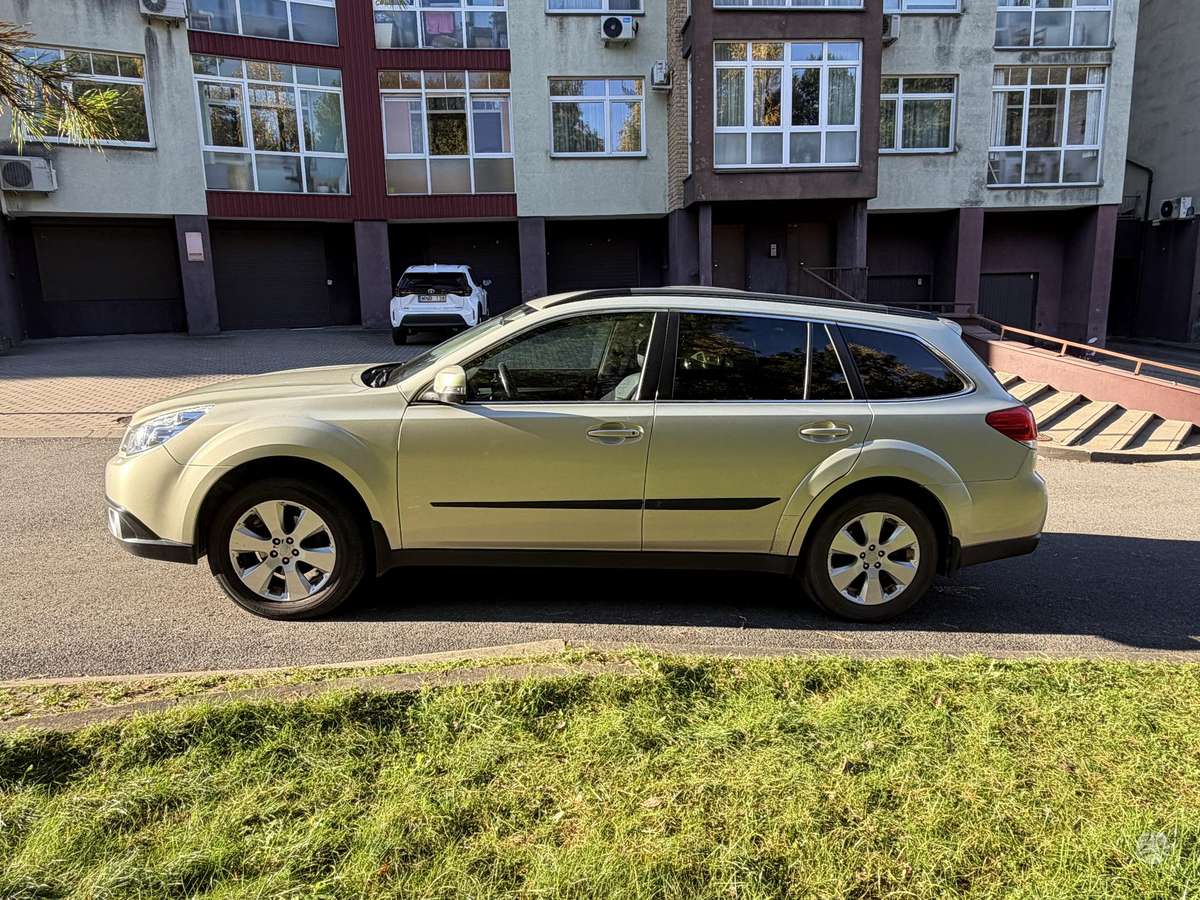 Subaru Outback, 2.5 l., Универсал