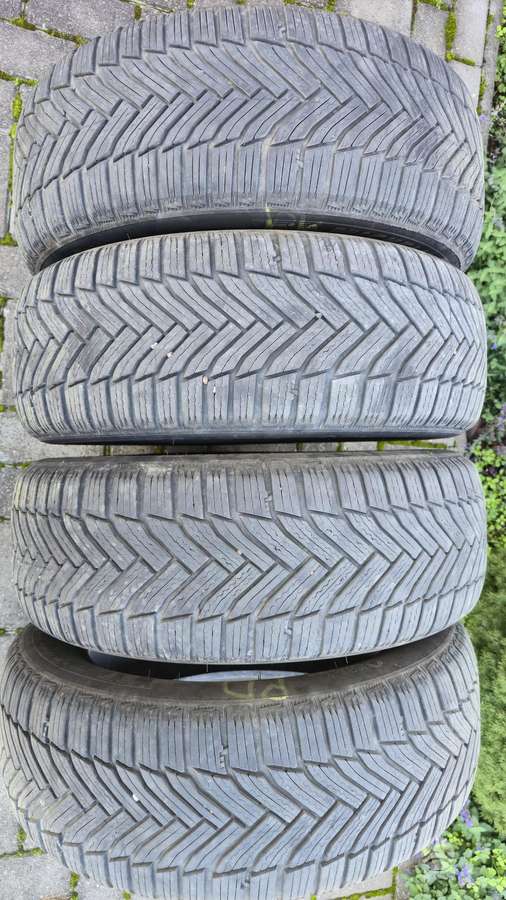 Michelin Alpin6, зимние 215/55 R17