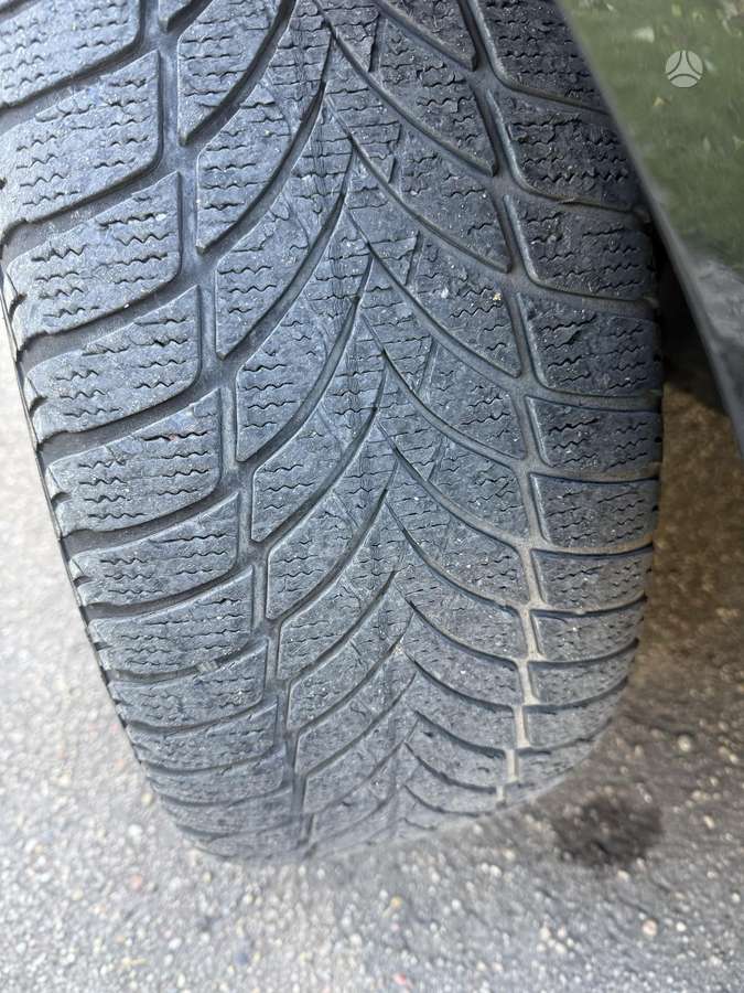 Goodyear Ultragrip, зимние 245/45 R18