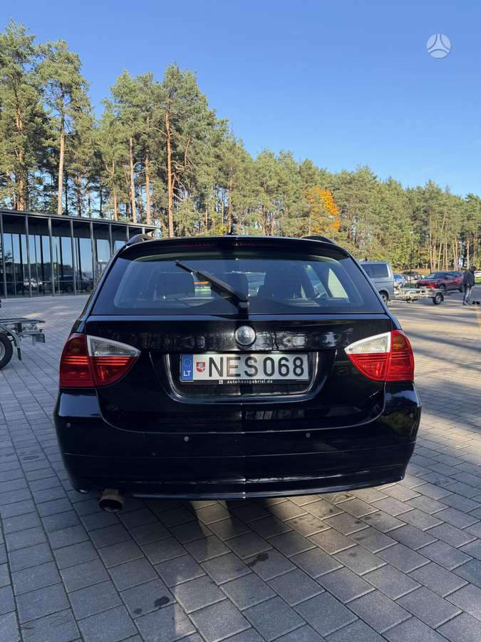 BMW 320, 2.0 l., wagon