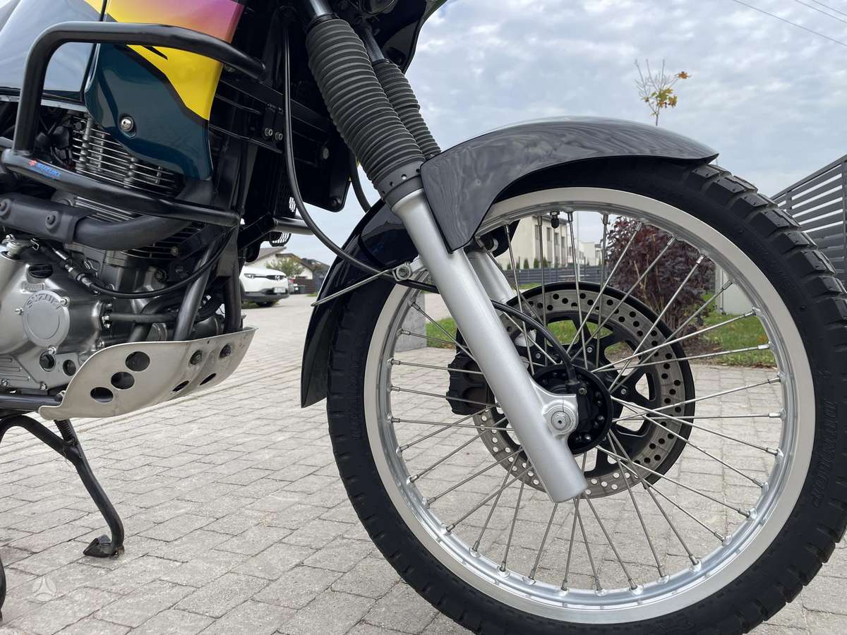 Suzuki DR 650cc, эндуро / adventure