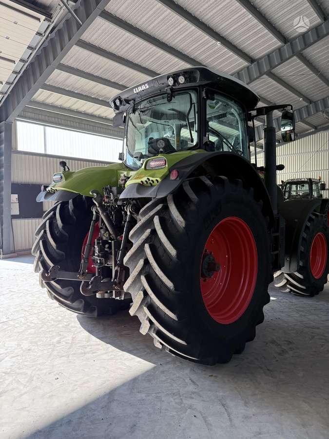 Claas Axion 810 CMATIC, tractors