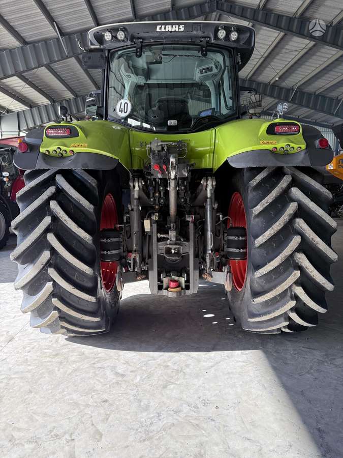 Claas Axion 810 CMATIC, тракторы