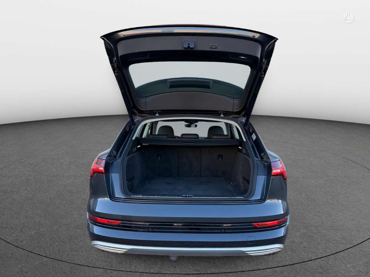 Audi e-tron, 95 кВт·ч, Внедорожник / Кроссовер