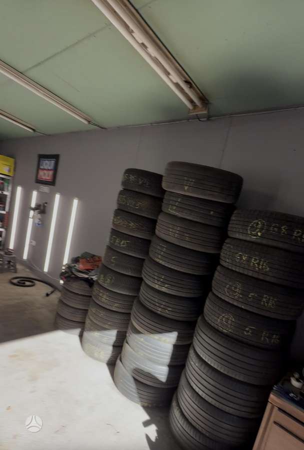 -Kita-, universalios 215/55 R17
