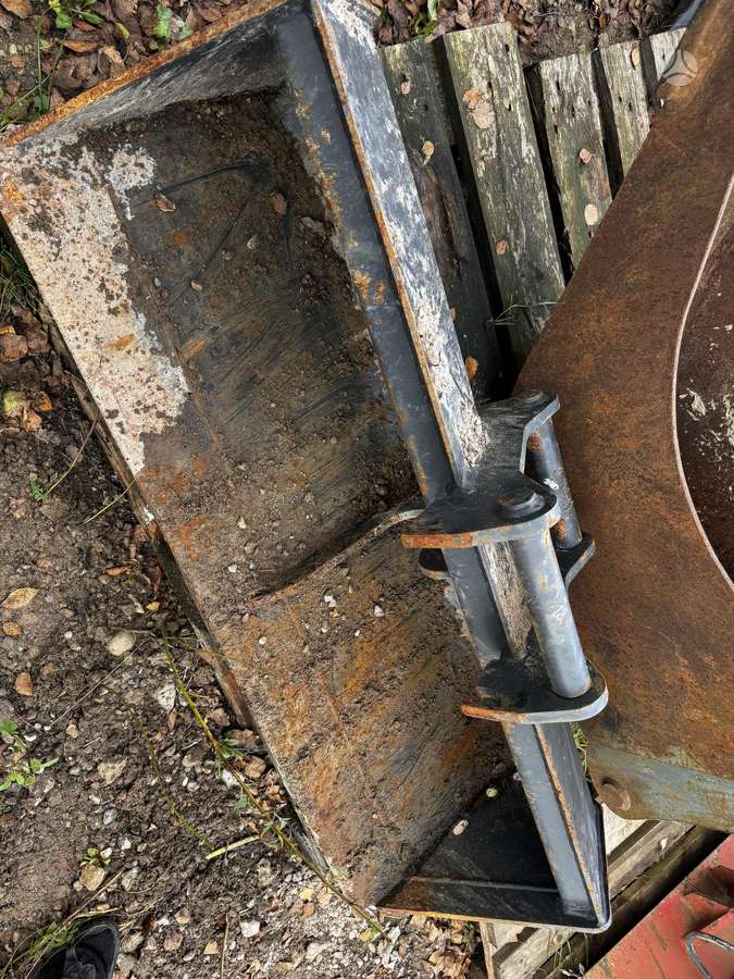 -Kita- Planiaravimo kaušas S40, buckets