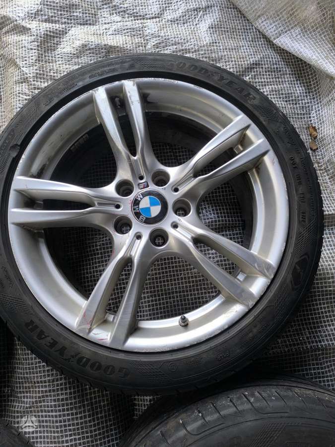 BMW, lengvojo lydinio, R18