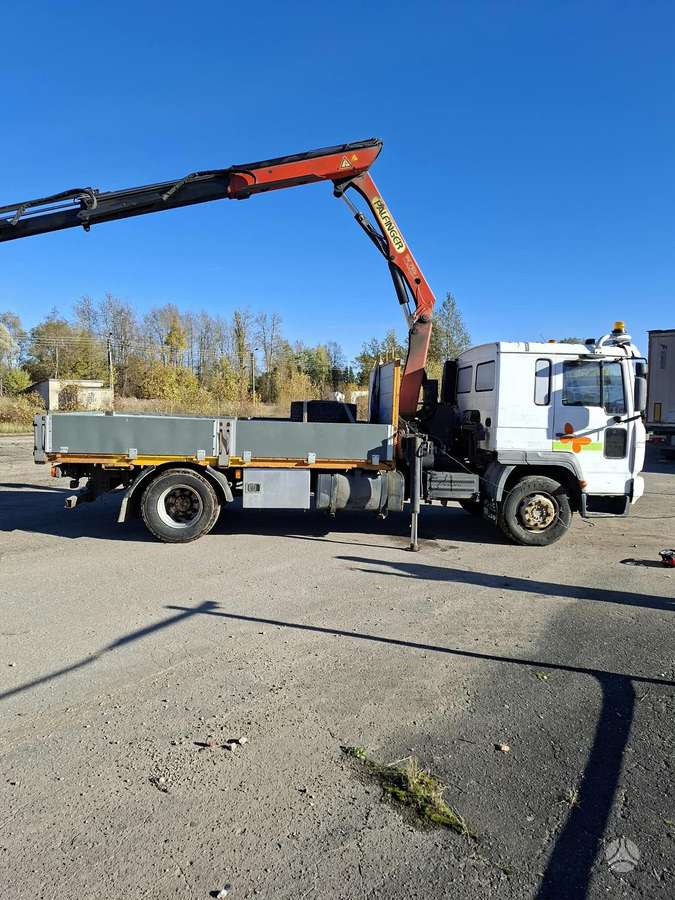 Volvo Fl, crane trucks