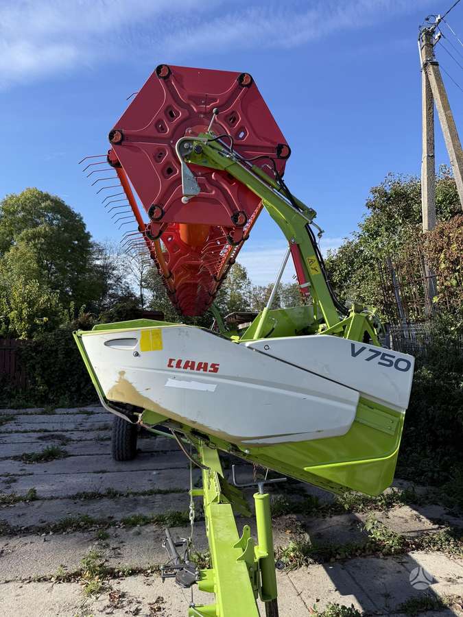 Claas Lexion 650, combine harvesters