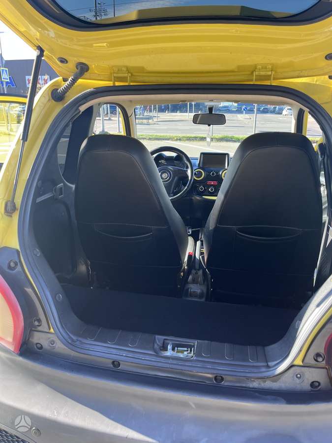 Zhidou D1 L7e, coupe