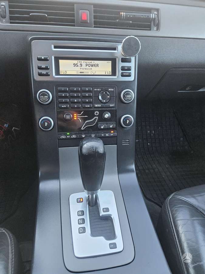 Volvo V70, 2.4 l., Универсал